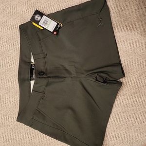 Under Armour Women's Heatgear Shorts 8 NWT